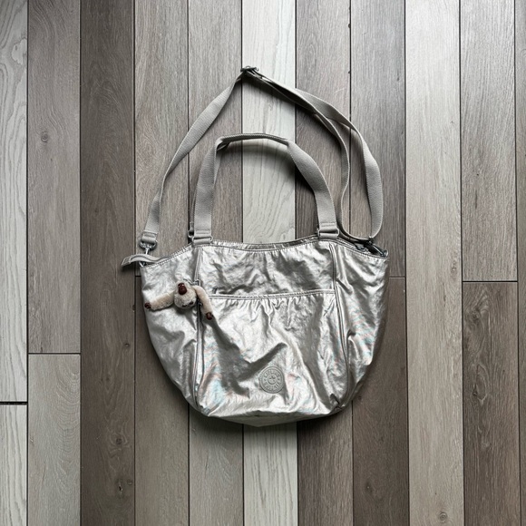 Kipling Gwendolyn Tote Shoulder Handbag Silver Women's Bag. Good Condition. - Picture 1 of 5